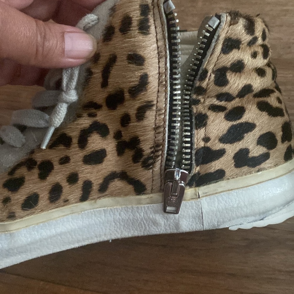 Golden Goose - Picture 5 of 16